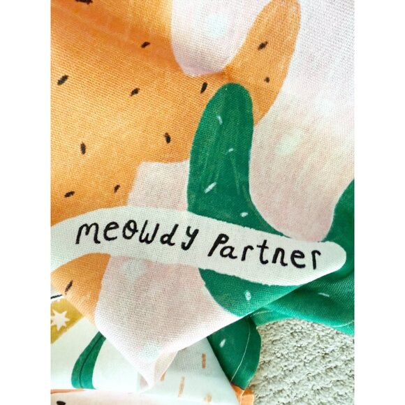 World Market Exclusive Pink and Tan Cowboy Cat Kitchen Towel SKU: 641559 NEW - Picture 7 of 8